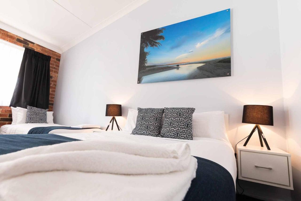 Bay Hotel Motel Bonnells Bay Extérieur photo